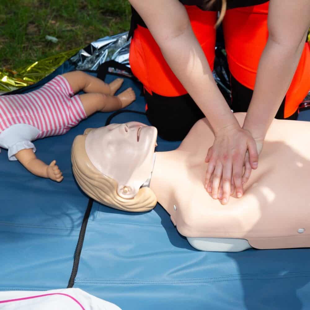 קורס 8 שעות - החייאה ועזרה ראשונה בסיסי